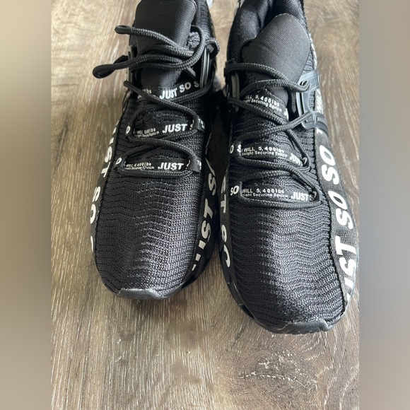 CBUSTER Safety Shoes - Picture 4 of 4